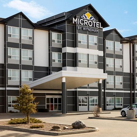 Microtel Inn & Suites By Wyndham Bonnyville Dış mekan fotoğraf