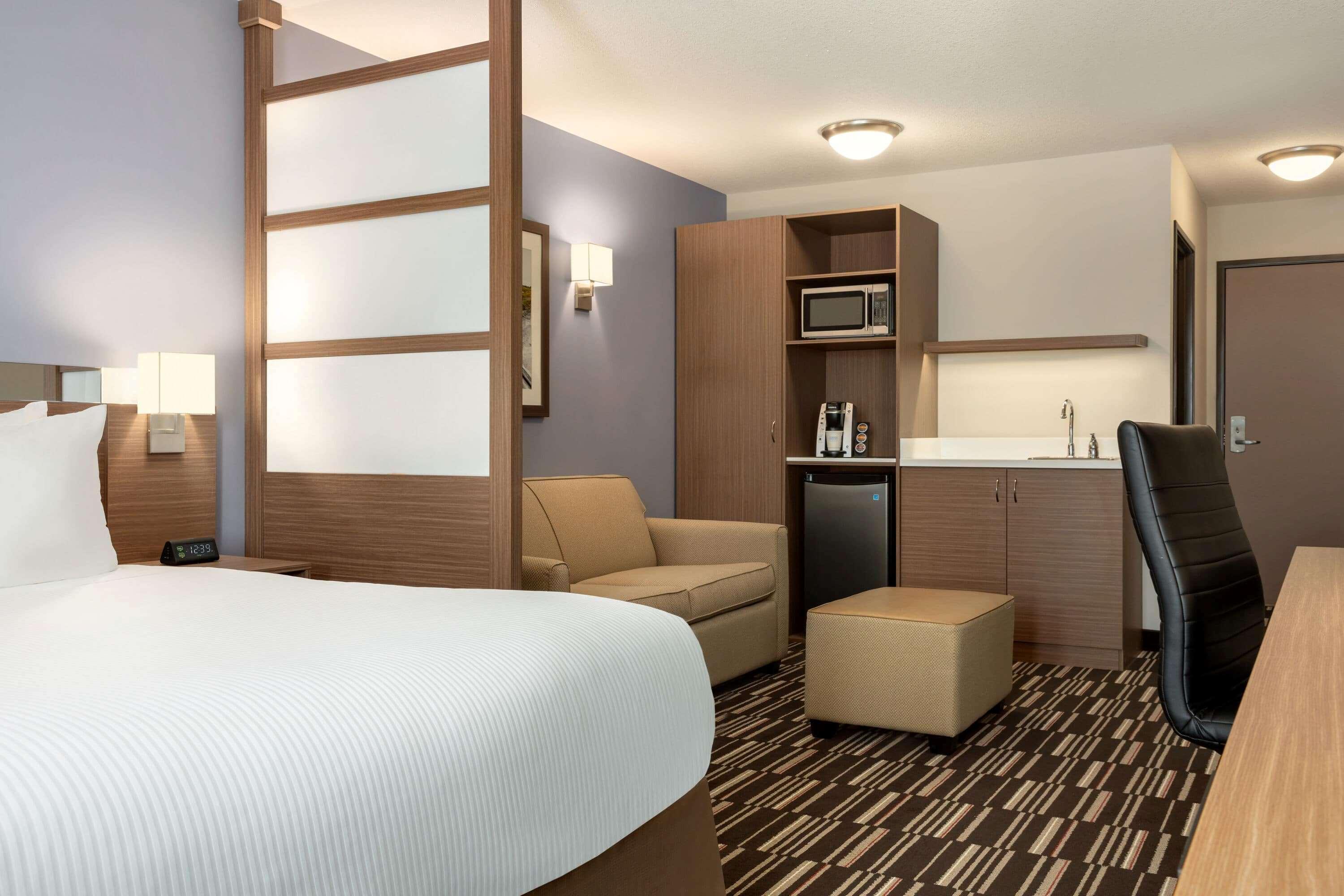 Microtel Inn & Suites By Wyndham Bonnyville Dış mekan fotoğraf