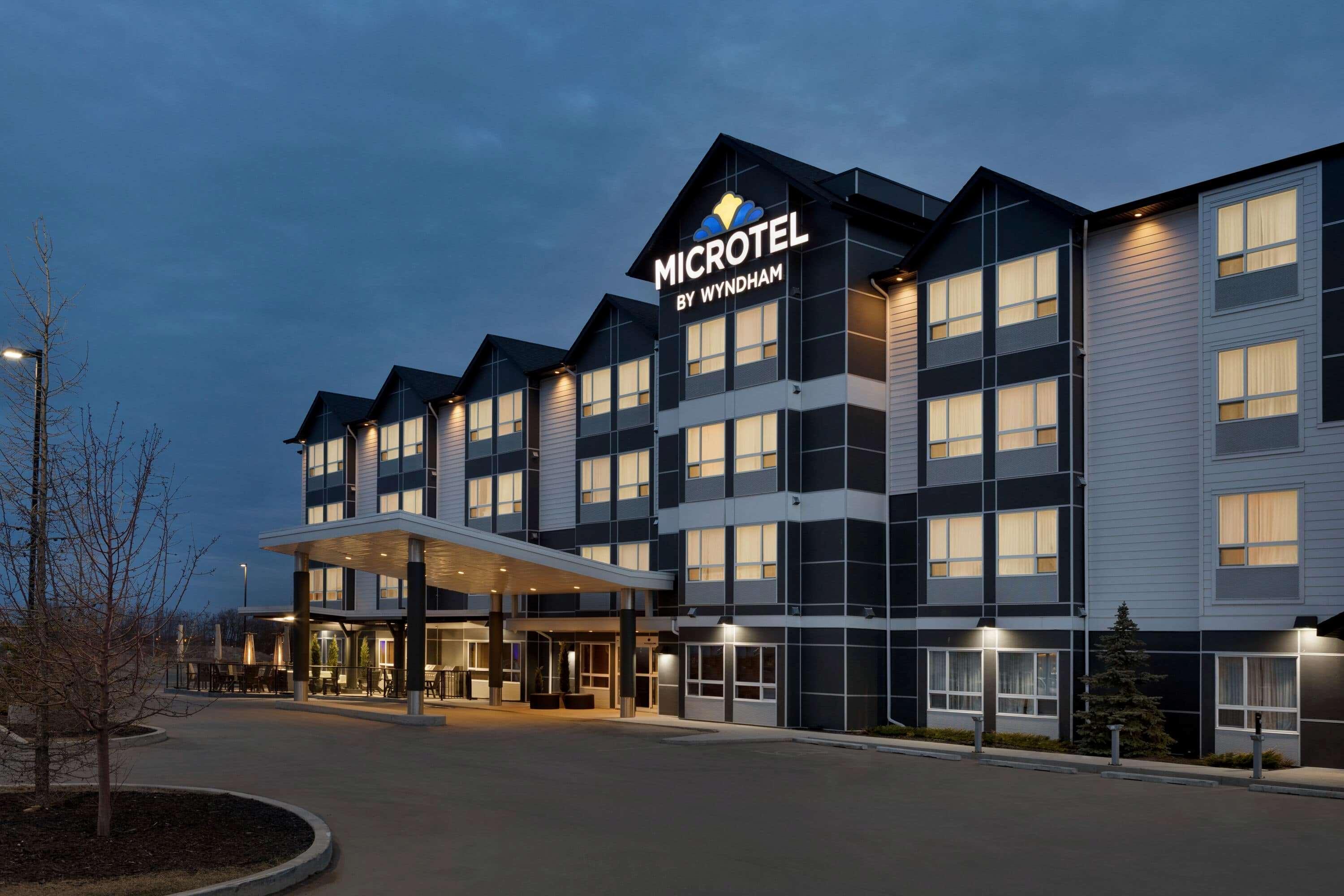 Microtel Inn & Suites By Wyndham Bonnyville Dış mekan fotoğraf